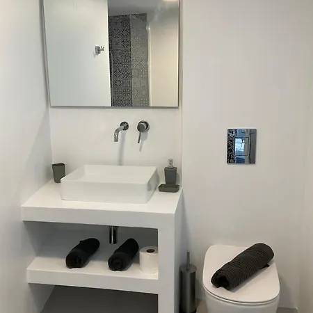 Okeanos Apartment